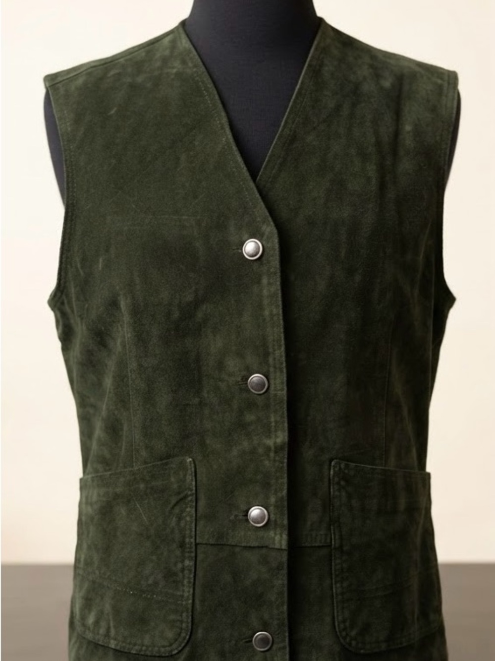 Plongé Earthy Boho Vintage Green 100% Leather 100% cotton lining Vest - Utility